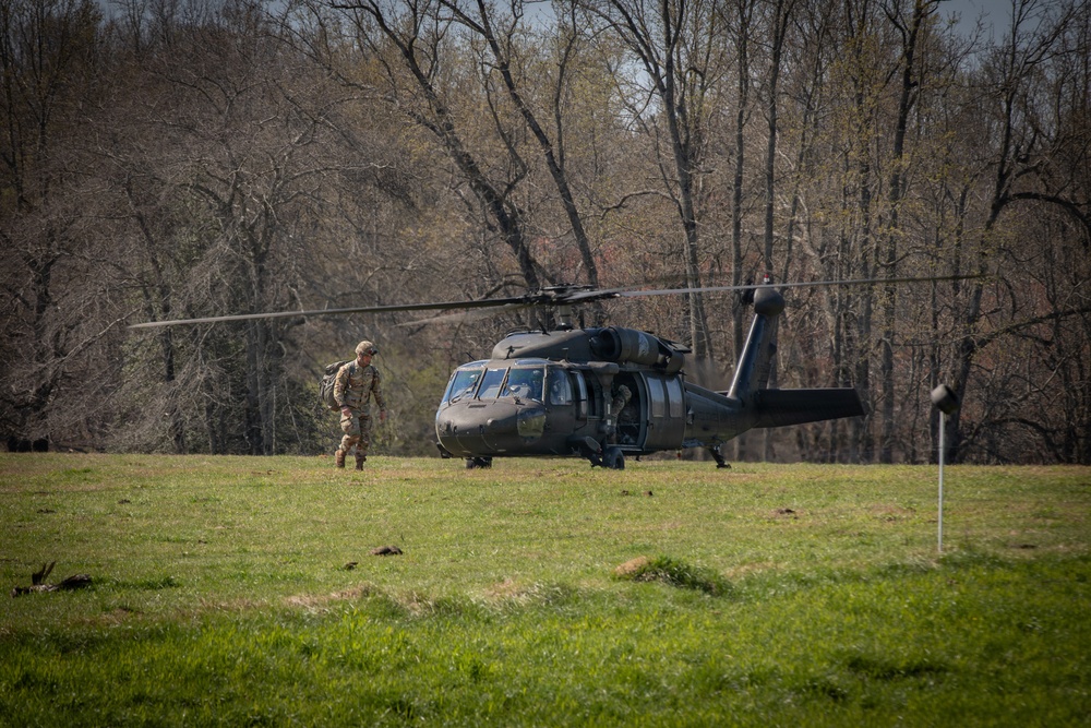5th Ranger Training Battalion Airborne Jump