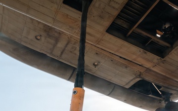 HMH-466, 12th LLB train in external lifts