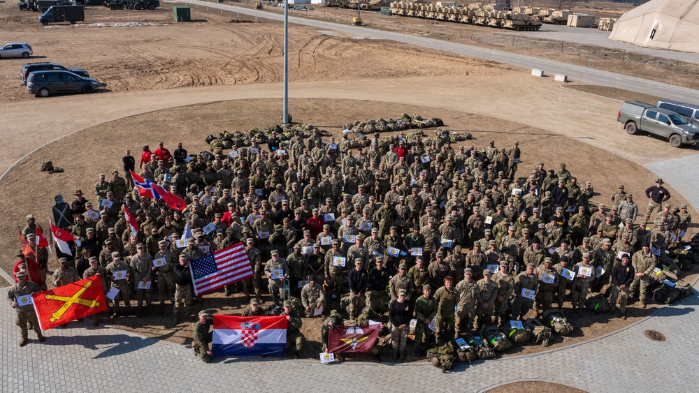 1-12 CAV hosts multinational Spur Ride in Lithuania