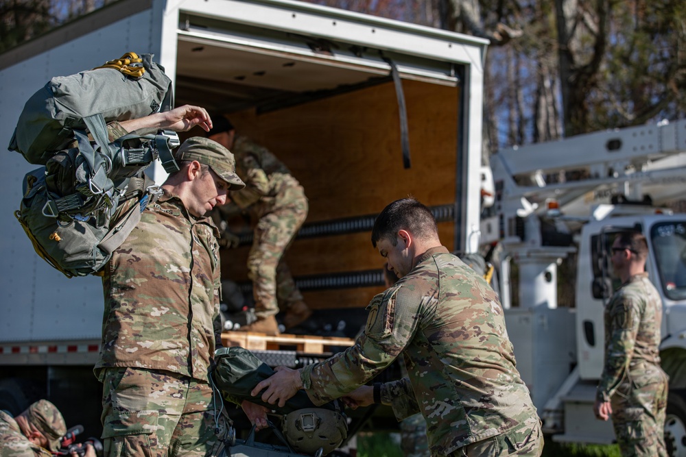 5TH RANGER TRAINING BATTALION AIRBORNE OPERATION