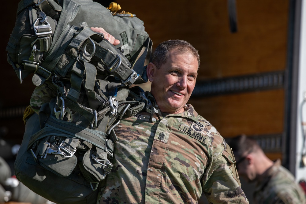 5TH RANGER TRAINING BATTALION AIRBORNE OPERATION