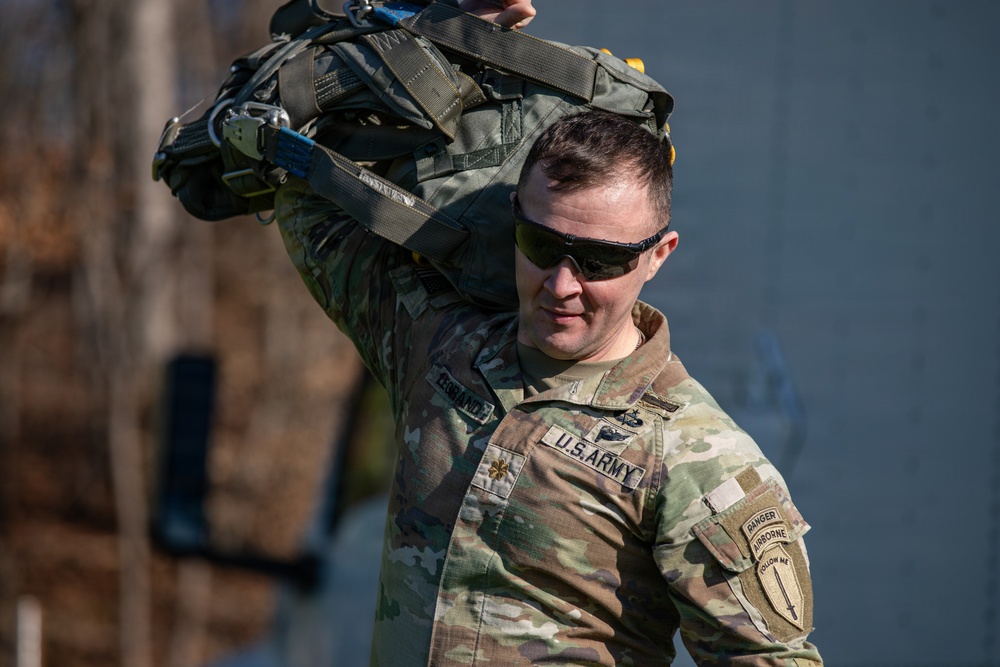 5TH RANGER TRAINING BATTALION AIRBORNE OPERATION