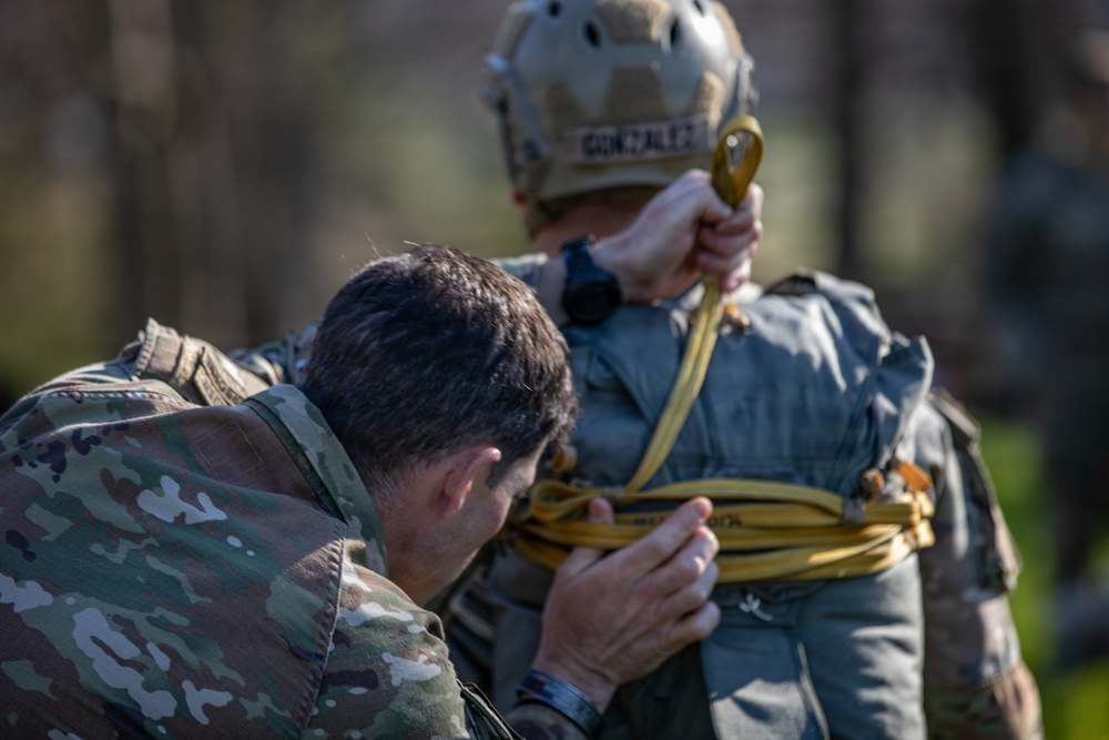 5TH RANGER TRAINING BATTALION AIRBORNE OPERATION