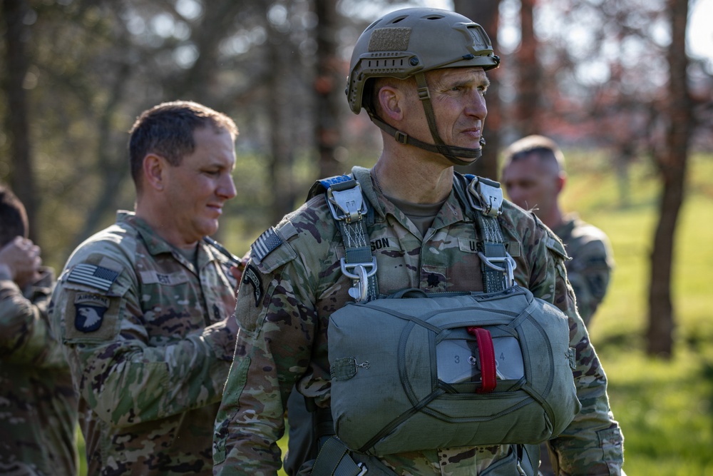 5TH RANGER TRAINING BATTALION AIRBORNE OPERATION