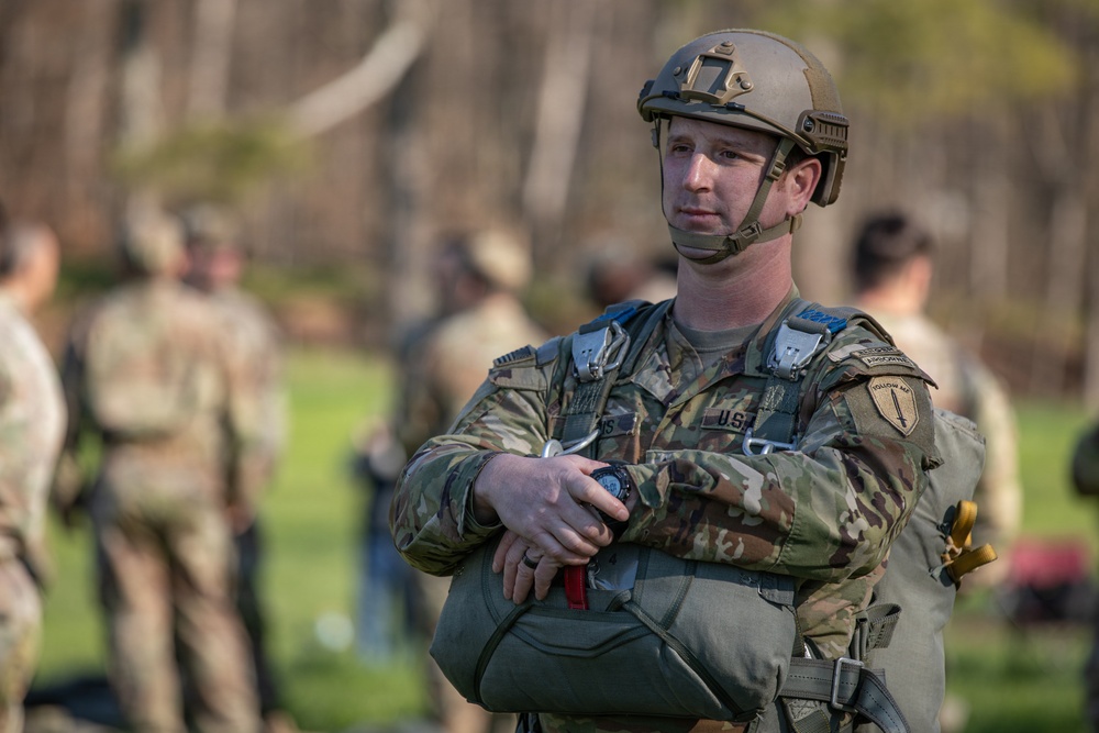 5TH RANGER TRAINING BATTALION AIRBORNE OPERATION