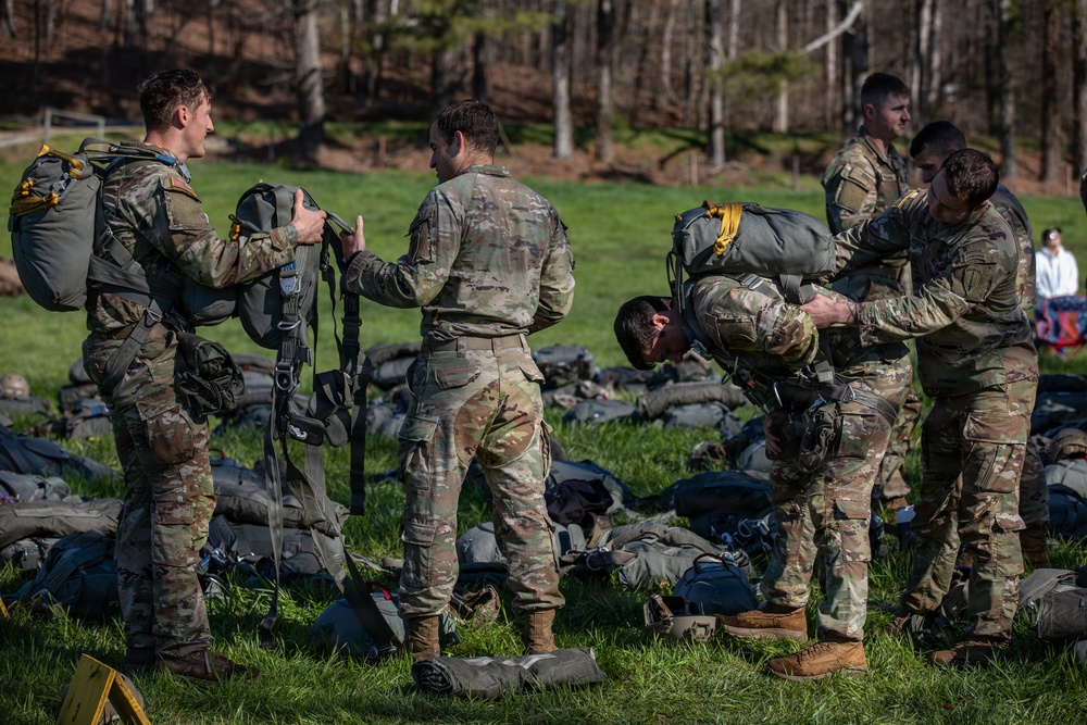 5TH RANGER TRAINING BATTALION AIRBORNE OPERATION
