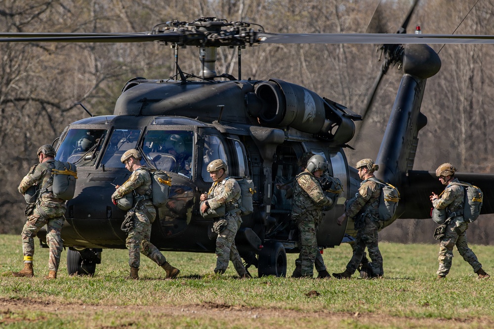 5TH RANGER TRAINING BATTALION AIRBORNE OPERATION