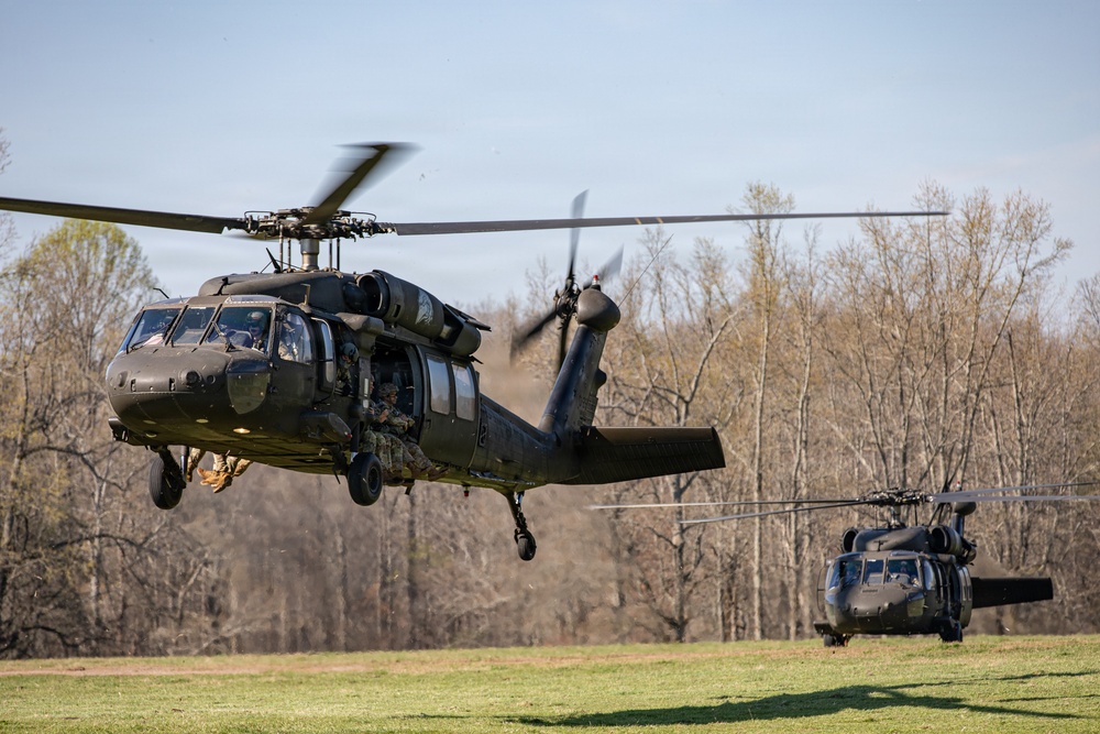 5TH RANGER TRAINING BATTALION AIRBORNE OPERATION