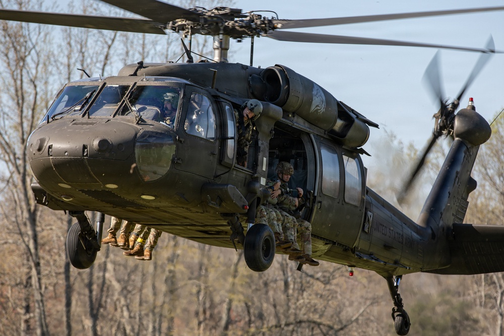 5TH RANGER TRAINING BATTALION AIRBORNE OPERATION