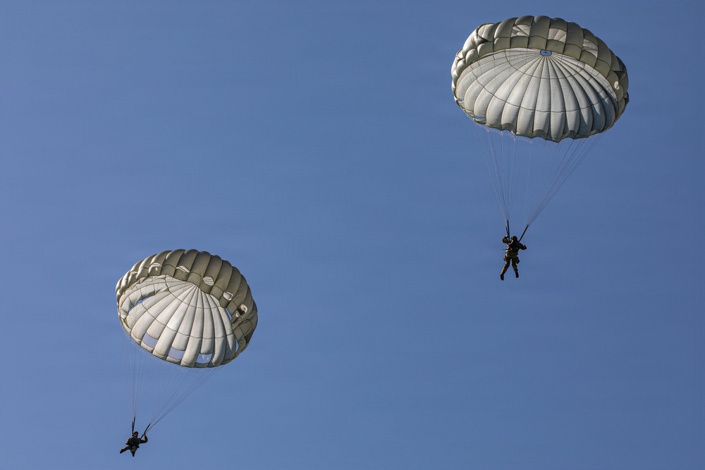 5TH RANGER TRAINING BATTALION AIRBORNE OPERATION