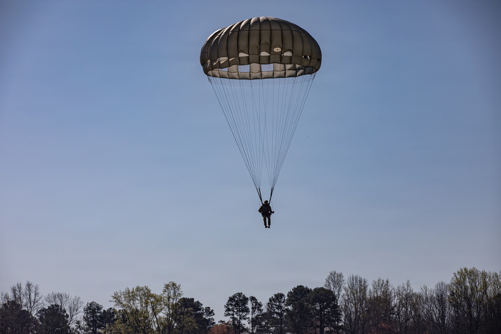 5TH RANGER TRAINING BATTALION AIRBORNE OPERATION