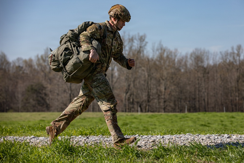 5TH RANGER TRAINING BATTALION AIRBORNE OPERATION