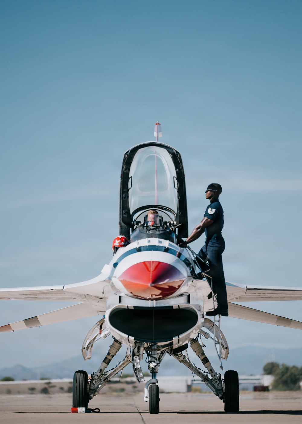 Blue Angels and Thunderbirds take to the skies during Luke Days 2026