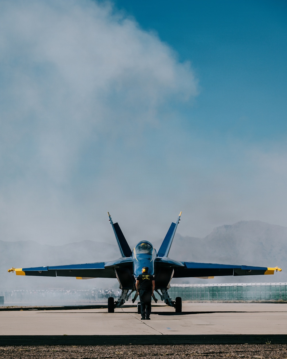 Blue Angels and Thunderbirds take to the skies during Luke Days 2026