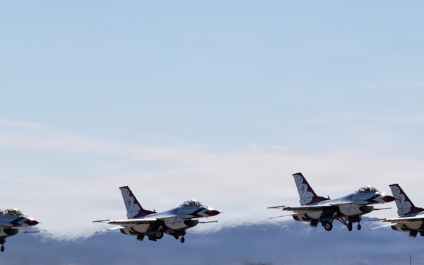 Diamond in the sky: Thunderbirds fly over the Luke Days 2026 airshow