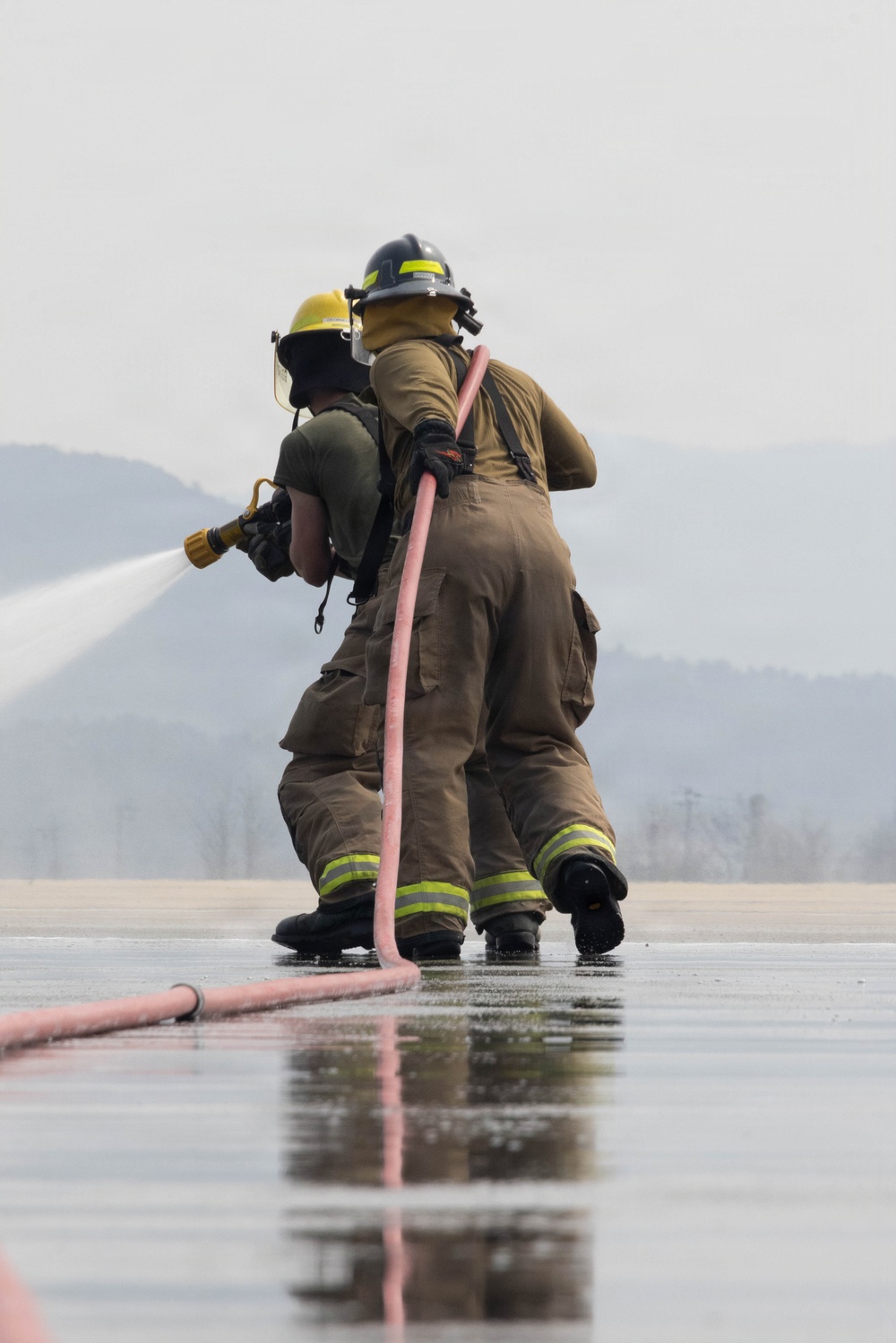 U.S. Marines participate in aircraft rescue and firefighting training