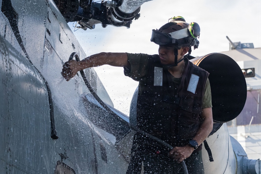 USS Portland Sailors and Marines Perform Maintenance and Daily Tasks