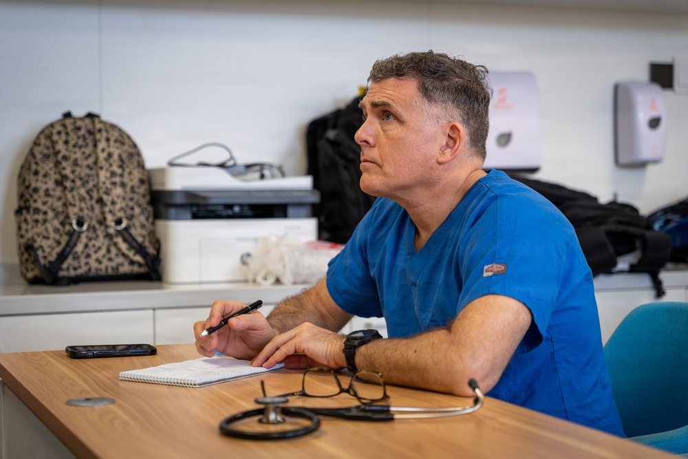 All hands healing at De Kinderen during LAMAT26