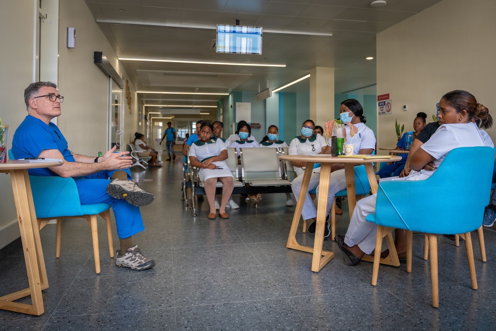 All hands healing at De Kinderen during LAMAT26