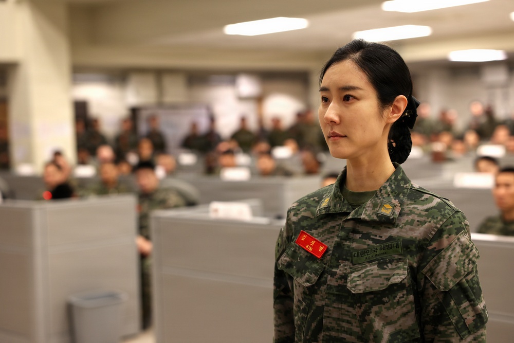 ROK Marine Corps Commandant, III MEF Commander close out Freedom Shield 26