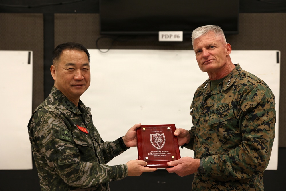 ROK Marine Corps Commandant, III MEF Commander close out Freedom Shield 26