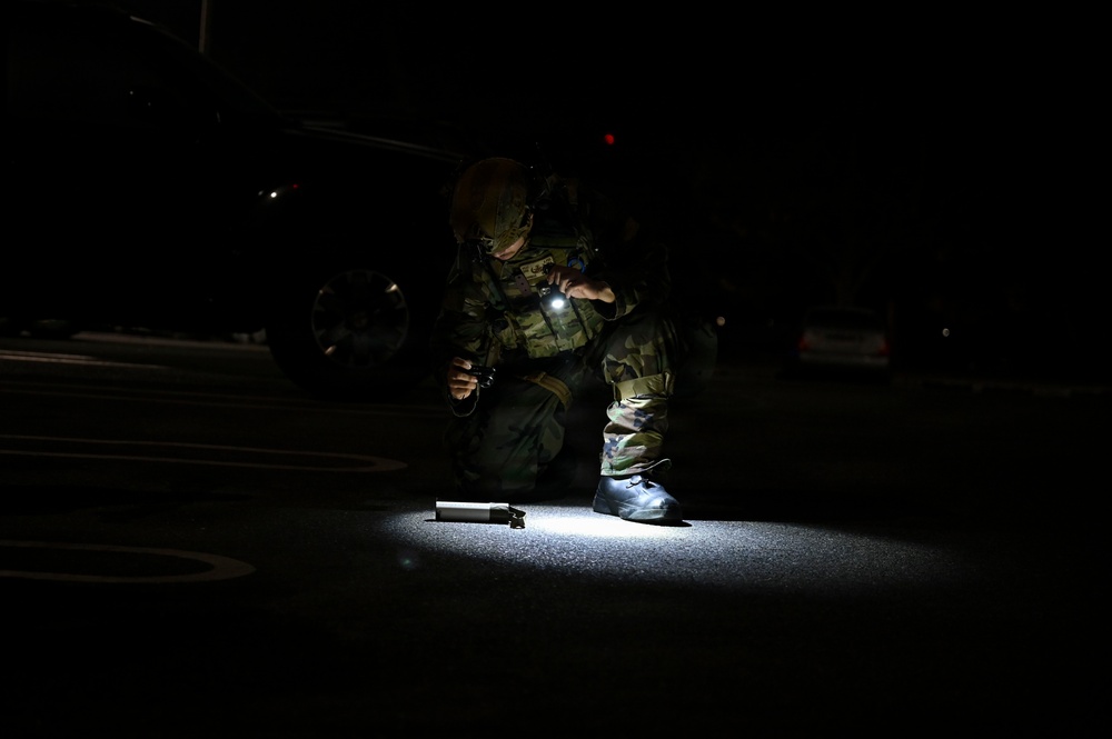 8th CES EOD team clears the blast zone during FS26