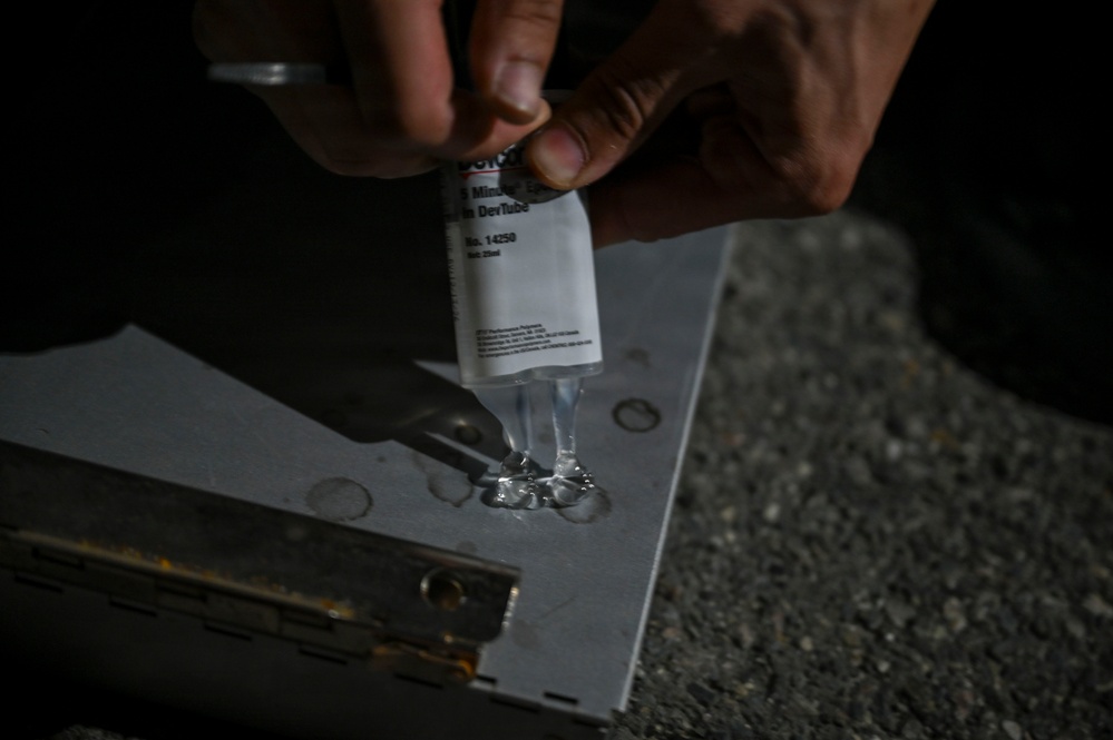 8th CES EOD team clears the blast zone during FS26