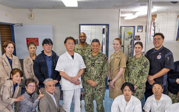 U.S. Naval Hospital Yokosuka Honors Galley Supervisor for Exemplary Service
