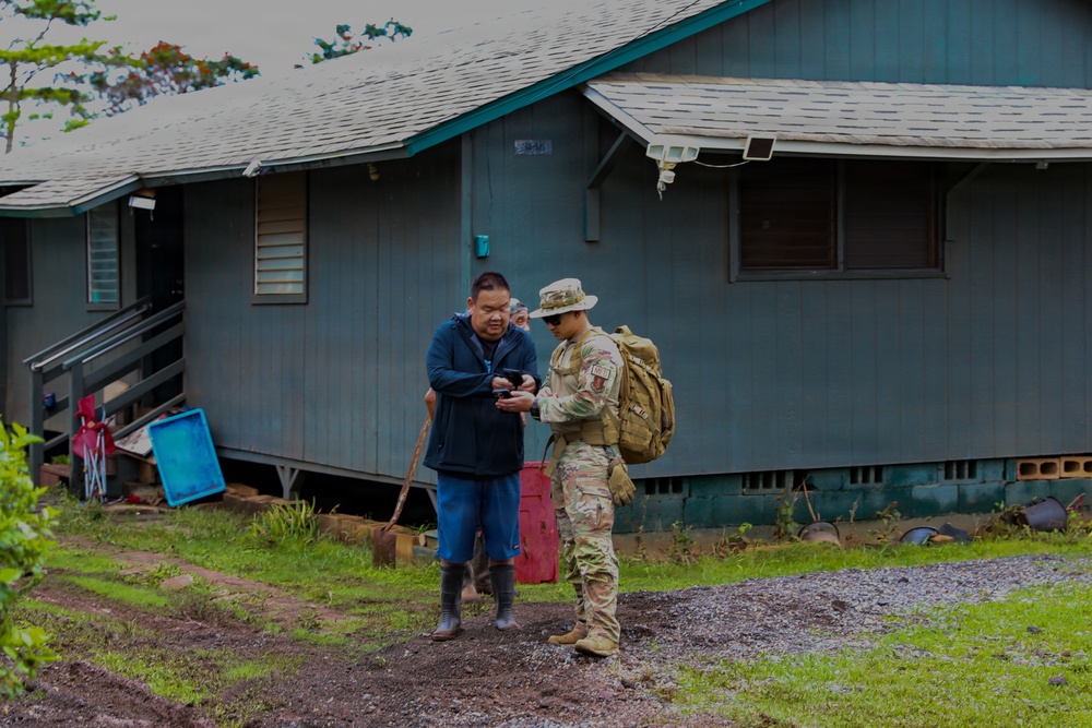Hawaii National Guard CERF-P assists with the Waialua flood response