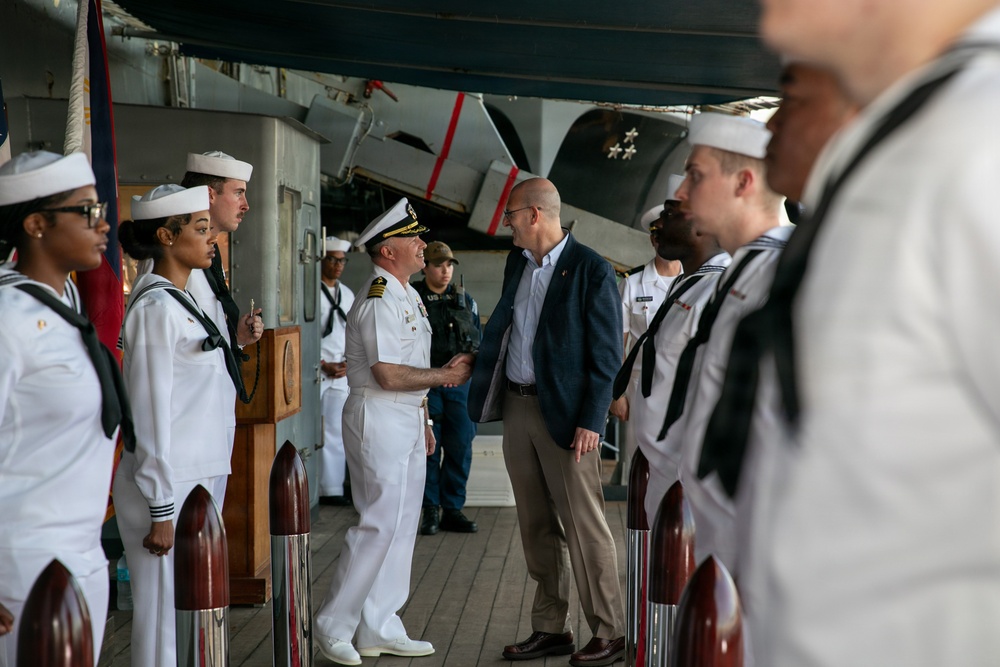 U.S. 7th Fleet, Blue Ridge Team Host Big Top Reception in Manila, Philippines