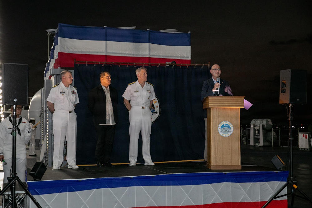 U.S. 7th Fleet, Blue Ridge Team Host Big Top Reception in Manila, Philippines