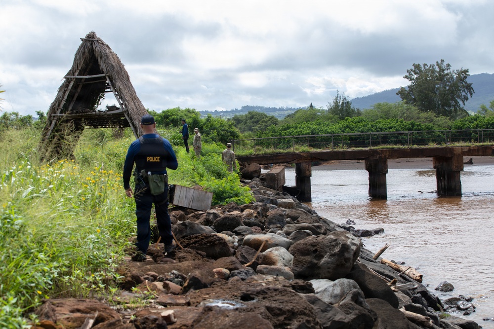Hawaii National Guard CERF-P assists with the Waialua flood response