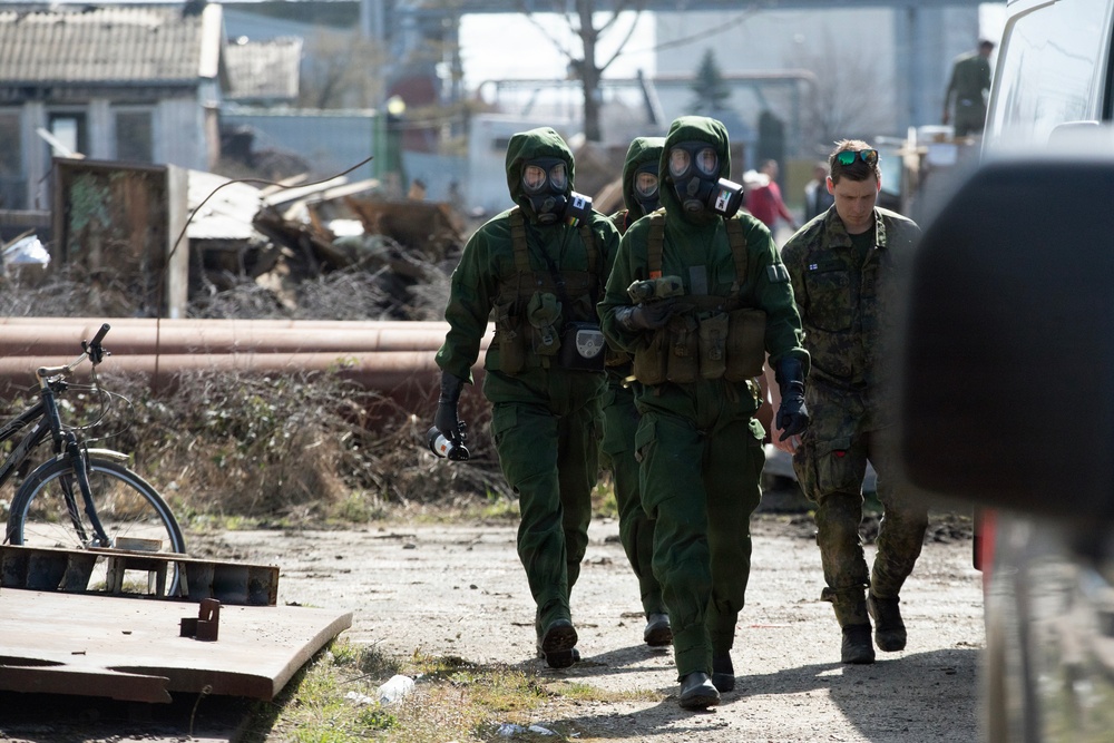 Finnish CBRN engineers inspect hazardous materials in support of KFOR