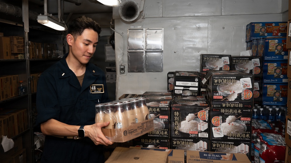 Task Force Ashland Marines, Sailors Conduct Replenishment-at-Sea