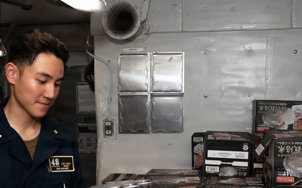 Task Force Ashland Marines, Sailors Conduct Replenishment-at-Sea