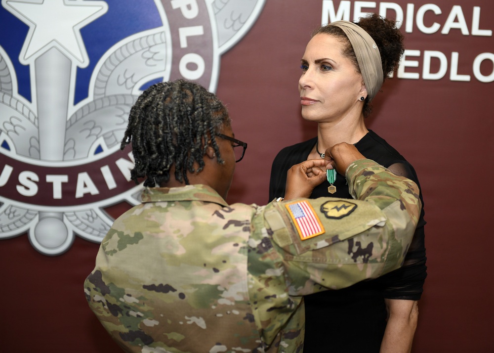 Miklesavage receives Army civilian service medal