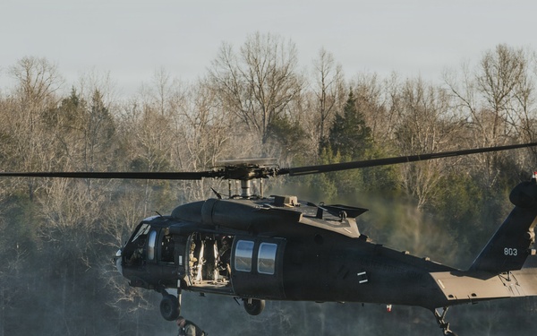 Indiana National Guard aircrews assist with Army Reserves Helocast