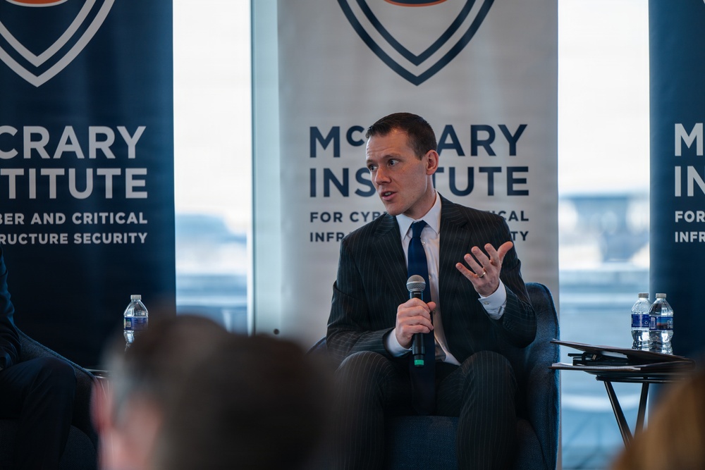Army principal cyber advisor highlights importance of cyber integration