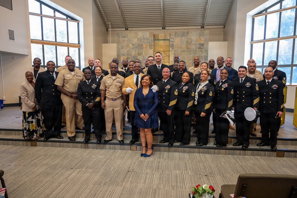 NAVSUP FLC San Diego CMDCM Gordon Retires