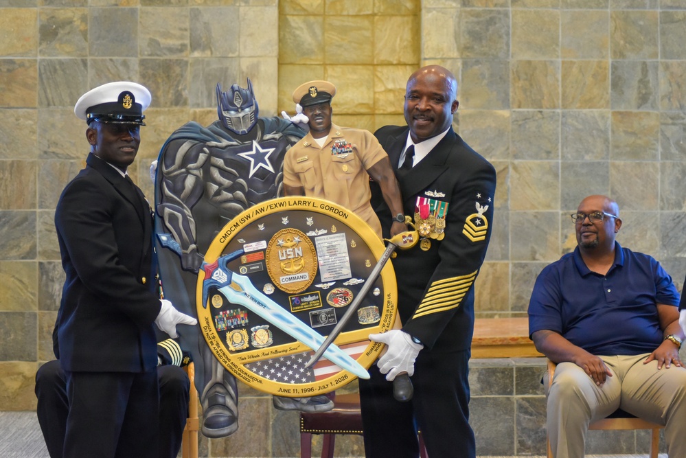 NAVSUP FLC San Diego CMDCM Gordon Retires
