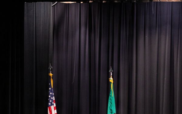 U.S. Army Jazz Ambassadors Perform at Kennewick High School