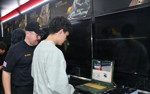 Raleigh Recruiting Battalion Aims to Bridge Gaps  With 'Meet Your Army' Campaign