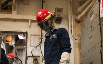 USS Iwo Jima Conducts DC Drill