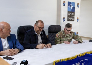 KFOR strengthens partnerships through hospital bed donation in Pristina