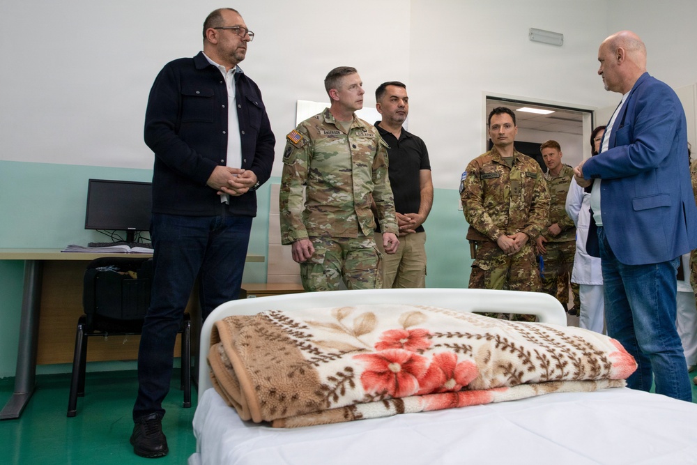 KFOR strengthens partnerships through hospital bed donation in Pristina