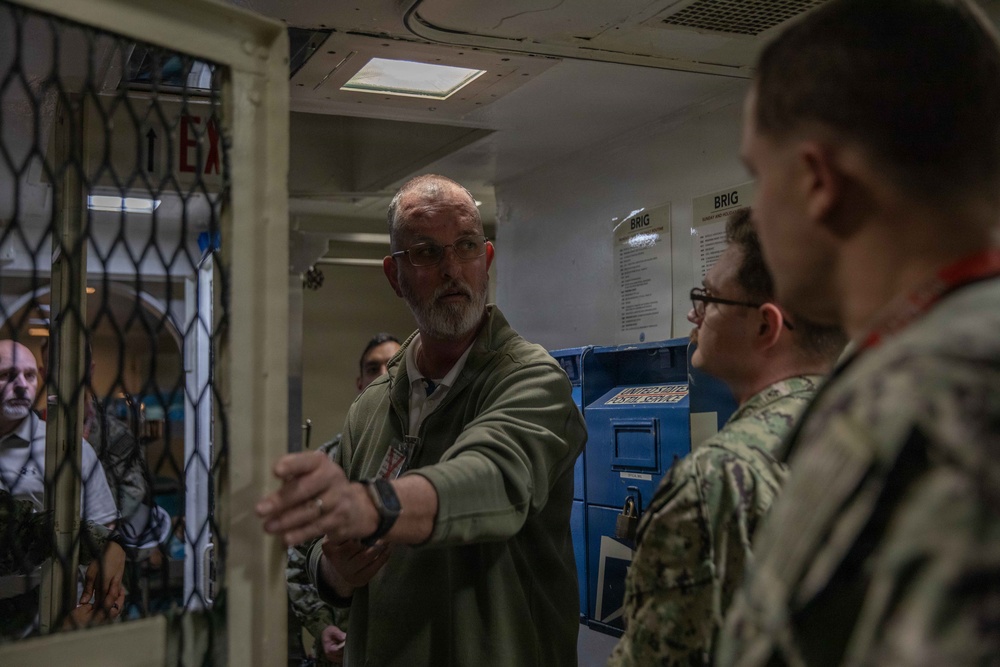 Ike Conducts Planned Incremental Availability maintenance period