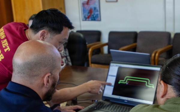 MARCORSYSCOM Provides New Equipment Training to 1st MLG Marines