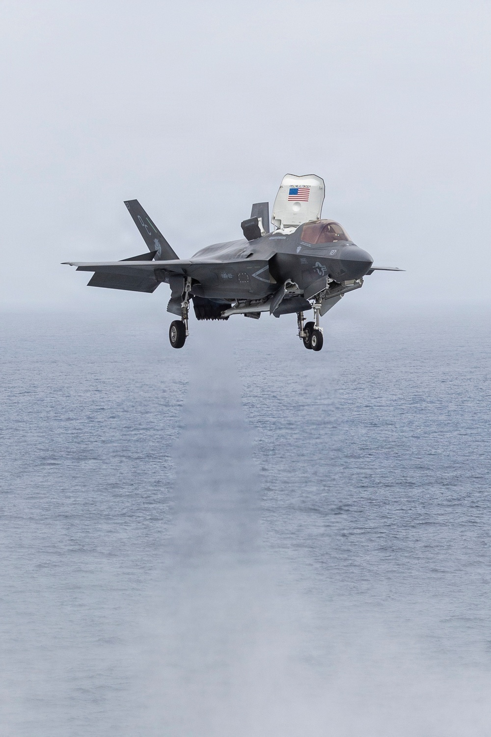 11th MEU Marines, Sailors Conduct Flight Operations Aboard USS Boxer