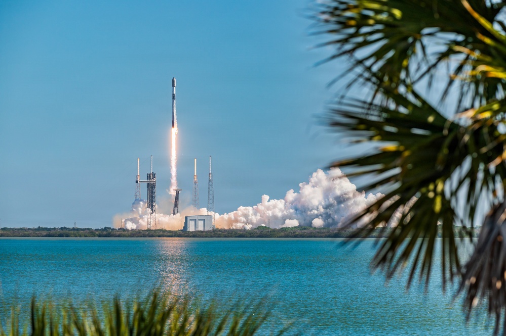 Starlink 10-62 Launches from Cape Canaveral Space Force Station