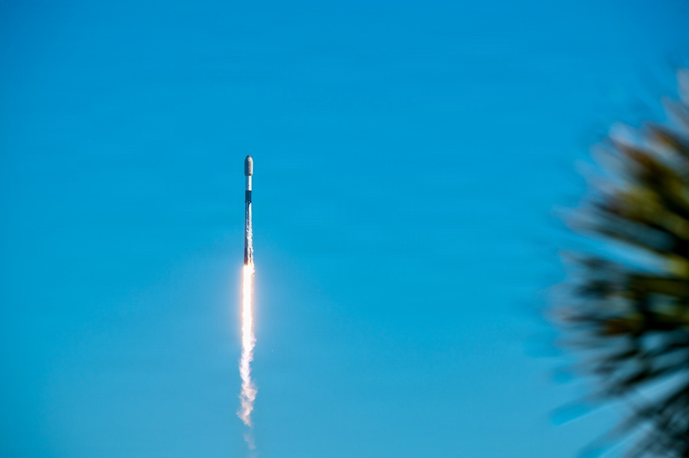 Starlink 10-62 Launches from Cape Canaveral Space Force Station